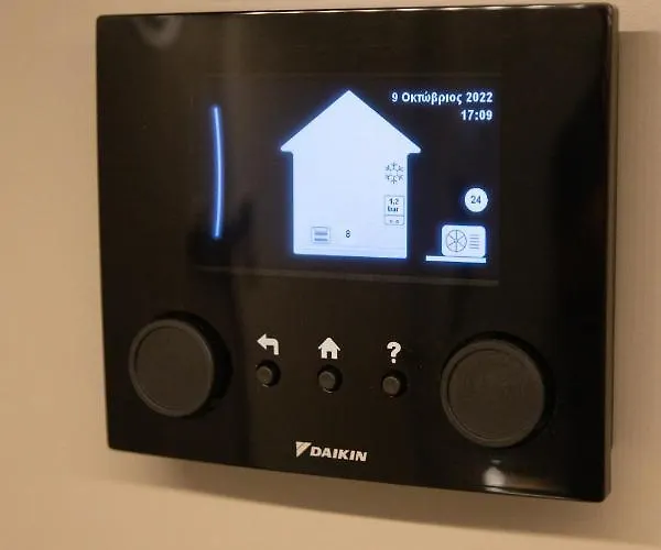 Billmar Luxury In The Center Of Гитион